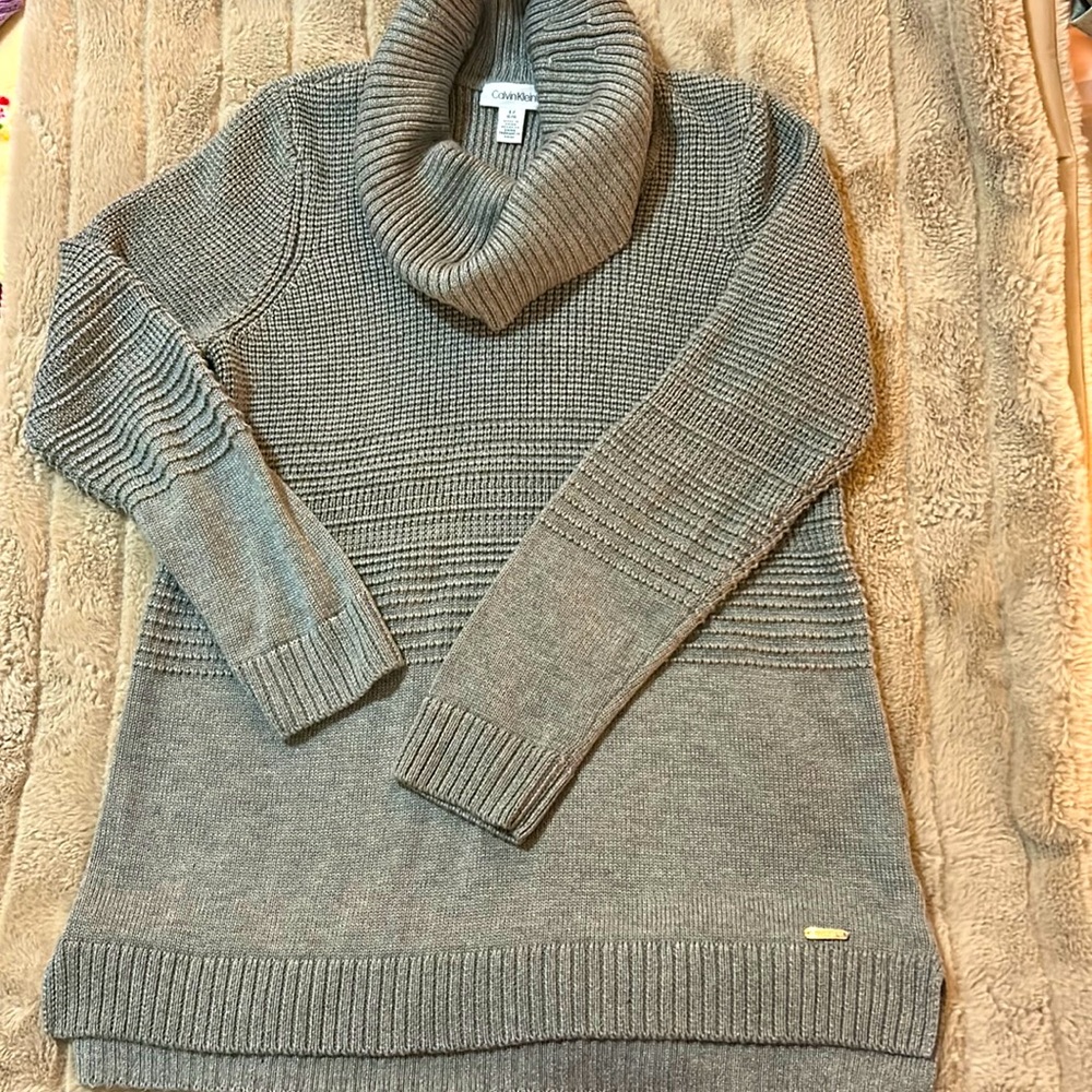 Calvin Klein Brand, size Large, Grey color